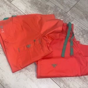 Med Couture scrub set